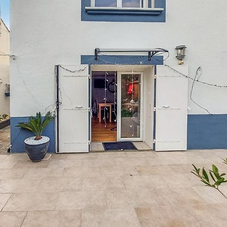 Amazing Apartment In Balaruc Les Bains With Wifi Bagian luar foto