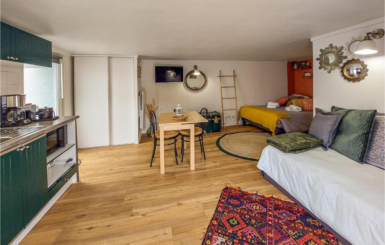 Amazing Apartment In Balaruc Les Bains With Wifi Bagian luar foto